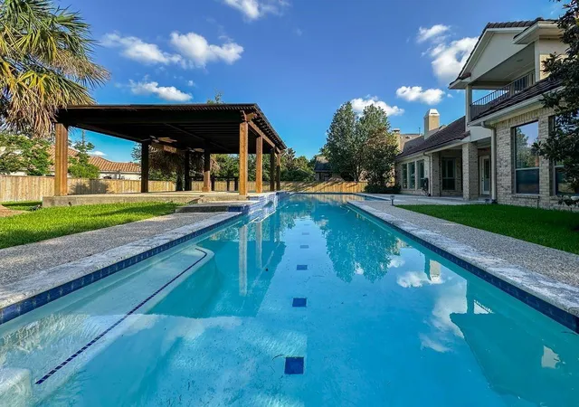 Photo 1 of Single family home for sale at 14 Spincaster Dr, Spring, TX 77389 | MLS# 47161874 | Listing updated on 2026-09-12