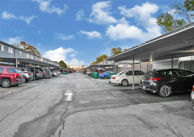 23rd image of 11002 Hammerly Blvd #223, Houston, TX 77043 | MLS# 97233908