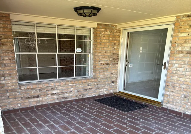 3rd image of 3526 Teakwood Ln, Pearland, TX 77584 | MLS# 62720711
