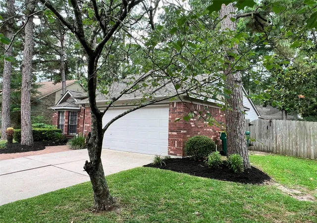 Photo 2 of Sale Pending at 75 W Stony Brg Cir, Spring, TX 77381 | MLS# 40516421 | Listing updated on 2026-09-05