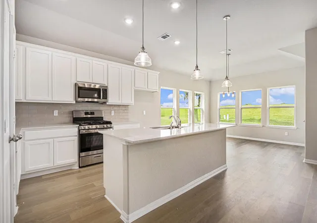Homes for sale in West Columbia, TX | 2102 Twin Lakes Blvd, West Columbia, TX 77486 | MLS# 50960992