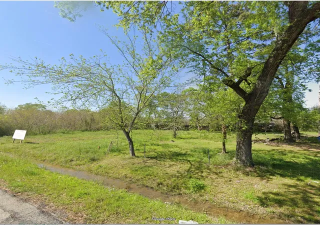 2nd image of 8709 Sunderland Rd, Houston, TX 77028 | MLS# 40281476
