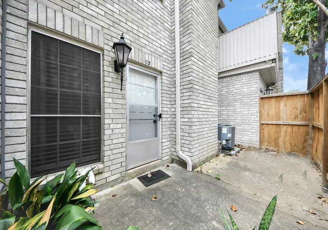 image of 3800 Tanglewilde St, Houston, TX 77063