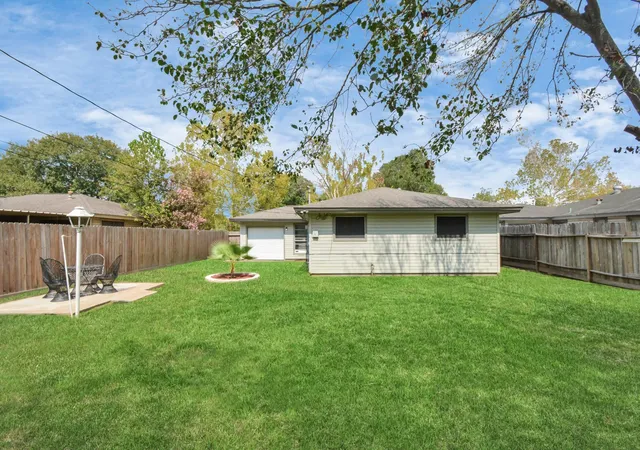 Photo 3 of Single family home for sale at 2706 Harvard St, Pasadena, TX 77502 | MLS# 28713388 | Listing updated on 2026-05-24