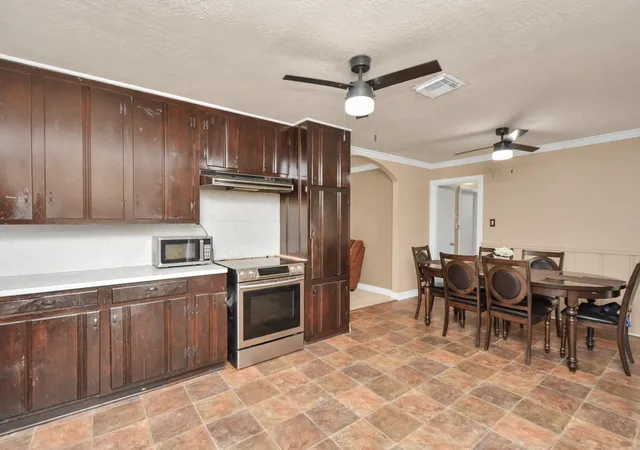 Photo 4 of Single family home for sale at 2706 Harvard St, Pasadena, TX 77502 | MLS# 28713388 | Listing updated on 2026-05-24