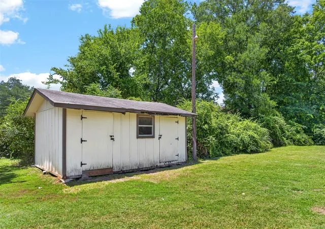26th image of 139 S Grace St, Crockett, TX 75835 | MLS# 4901533