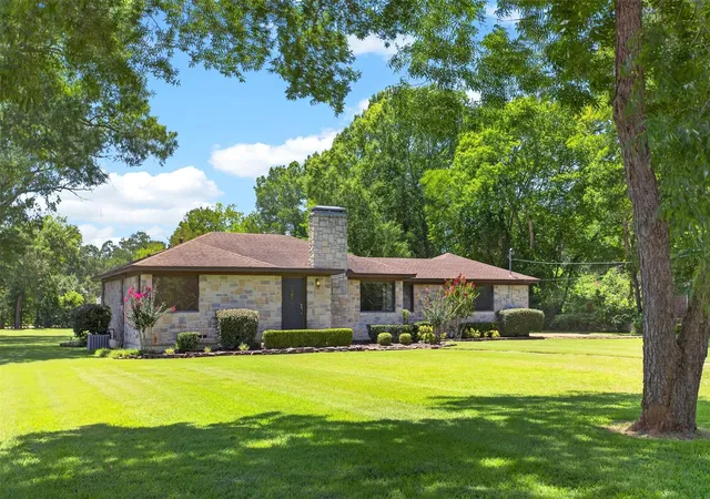 2nd image of 139 S Grace St, Crockett, TX 75835 | MLS# 4901533