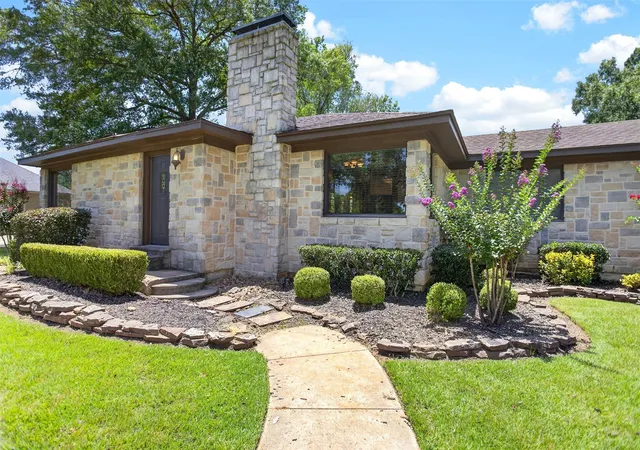 3rd image of 139 S Grace St, Crockett, TX 75835 | MLS# 4901533