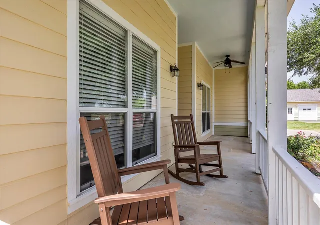 3rd image of 1075 Harrisburg Rd, Brenham, TX 77833 | MLS# 2567190