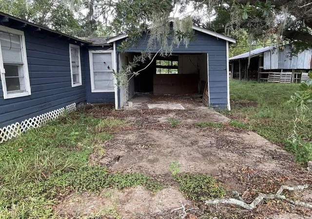 Homes for sale in Brazoria, TX | 2832 County Road 310, Brazoria, TX 77422 | MLS# 24258304