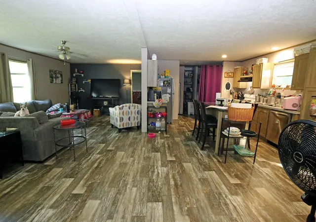 Photo 4 of Single family home for sale at 18416 Herrington Rd, Alvin, TX 77511 | MLS# 55556924 | Listing updated on 2026-09-13
