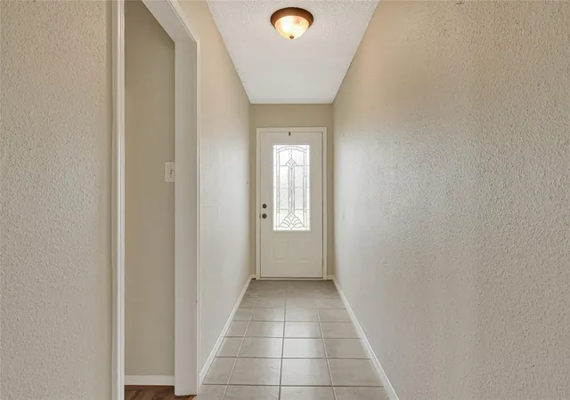 5th image of 10010 Lost Pine Dr, Baytown, TX 77521 | MLS# 73489025
