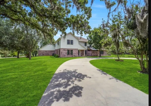Photo 1 of Land for sale at 3011 Willow Oak Ln, Sealy, TX 77474 | MLS# 48253741 | Listing updated on 2026-08-19
