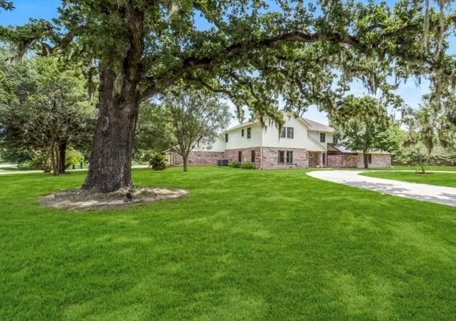 Photo 3 of Land for sale at 3011 Willow Oak Ln, Sealy, TX 77474 | MLS# 48253741 | Listing updated on 2026-08-19