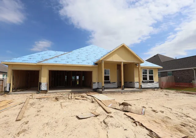 2nd image of 11402 Old Fashion Cir, Mont Belvieu, TX 77535 | MLS# 43592007