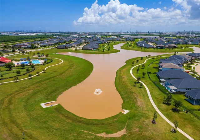 46th image of 288 Kara Mist Ct, La Porte, TX 77571 | MLS# 48910630