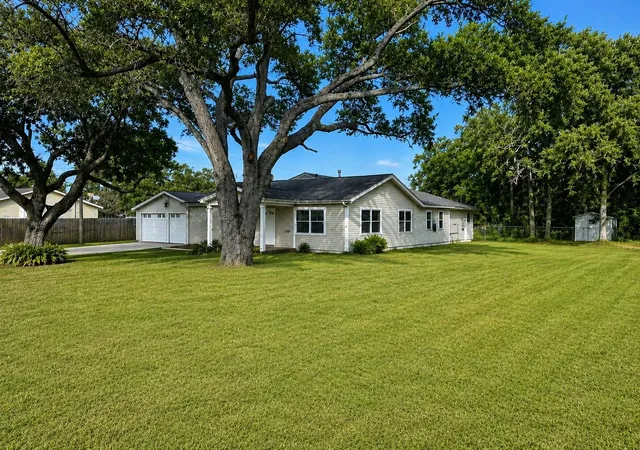 Photo 2 of Single family home for sale at 4701 Cherry St, Santa Fe, TX 77517 | MLS# 10769839 | Listing updated on 2026-09-02