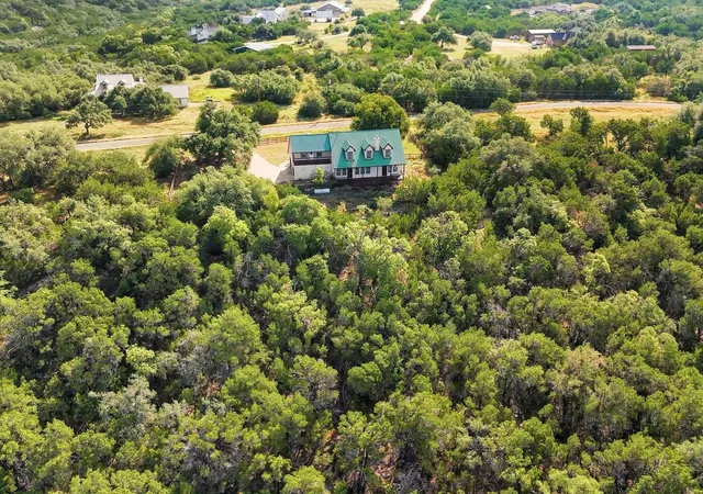 5th image of 509 Stonegate Ln, Dripping Springs, TX 78620 | MLS# 3742898