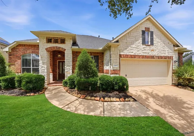 Homes for sale in Pearland, TX | 13401 Indigo Sands Dr, Pearland, TX 77584 | MLS# 8600811