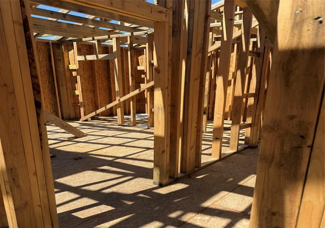 Photo 2 of Single family home for sale at 112 Harvey Blvd, Baytown, TX 77520 | MLS# 77411651 | Listing updated on 2026-08-19