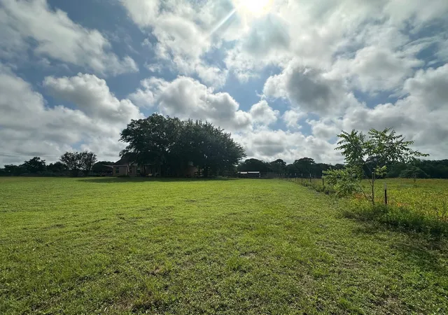 2nd image of 6220 Mill Creek Rd, Cat Spring, TX 78933 | MLS# 20334670