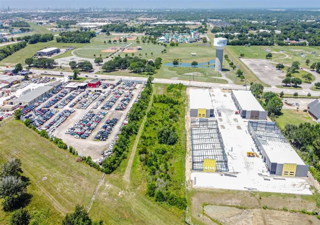 Photo 1 of Land for sale at 5226 N Main St, Baytown, TX 77521 | MLS# 85215633 | Listing updated on 2026-01-22