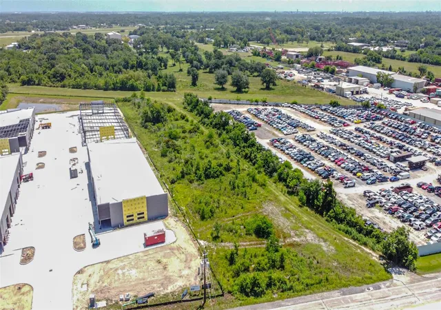 Photo 4 of Land for sale at 5226 N Main St, Baytown, TX 77521 | MLS# 85215633 | Listing updated on 2026-01-22
