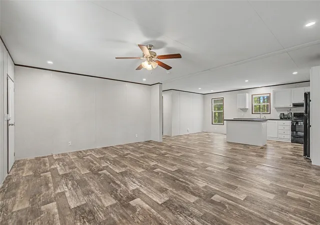 Photo 3 of Sale Pending at 293 Robinson Crk Rd #A, Huntsville, TX 77340 | MLS# 51676711 | Listing updated on 2026-09-13
