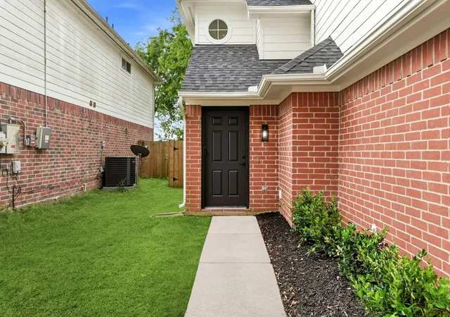 Homes for sale in Houston, TX | 7643 Jonathon Ct, Houston, TX 77489 | MLS# 10376030