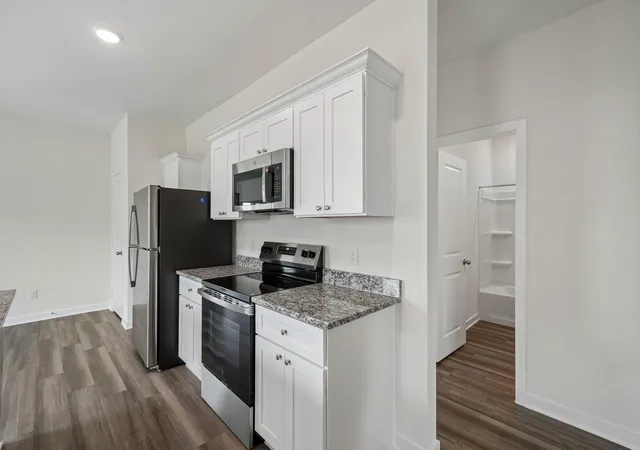 4th image of 2218 Blue Mariner Path, Dickinson, TX 77539 | MLS# 98926457