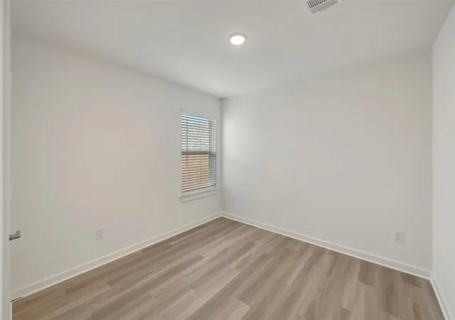 26th image of 1619 Birch Wood Dr, Rosenberg, TX 77471 | MLS# 77441216