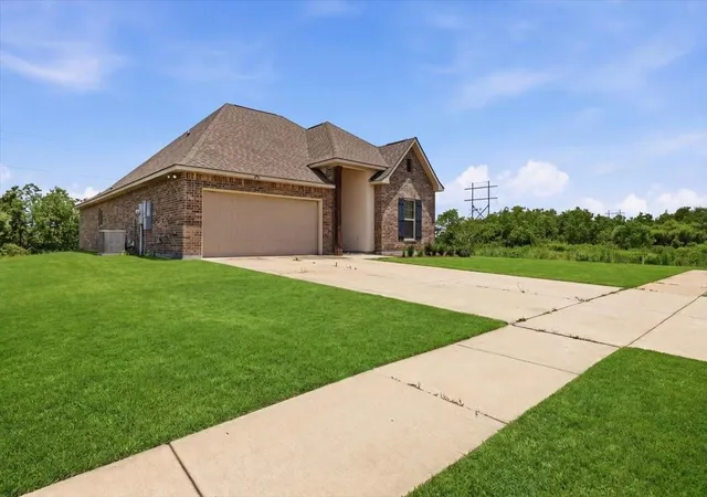 Homes for sale in Orange, TX | 702 Balsa Wood Dr, Orange, TX 77630 | MLS# 45425578