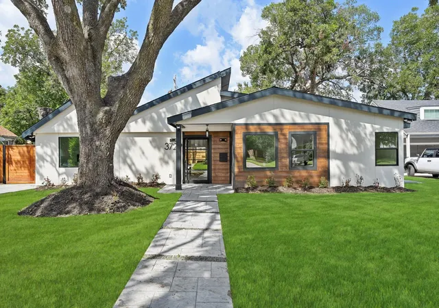 Homes for sale in Houston, TX | 3729 Rio Vista St, Houston, TX 77021 | MLS# 62345336