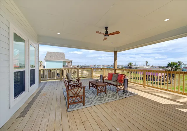 3rd image of 1014 Treaty Dr, Freeport, TX 77541 | MLS# 69924959