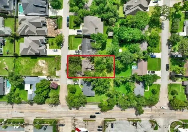 3rd image of 6625 Sivley St, Houston, TX 77055 | MLS# 75346384