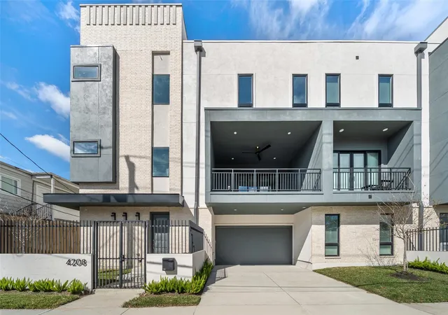 1st image of 4208 Driscoll St, Houston, TX 77098 | MLS# 35644008