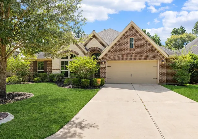 Photo 2 of Sale Pending at 146 Diamond Back Ln, Montgomery, TX 77316 | MLS# 70486244 | Listing updated on 2026-10-05