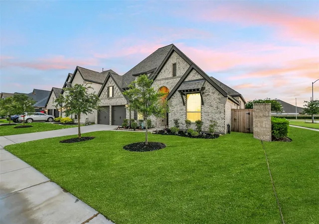 Photo 2 of Single family home for sale at 20427 Grazing Foal Ln, Tomball, TX 77377 | MLS# 55082891 | Listing updated on 2026-09-06