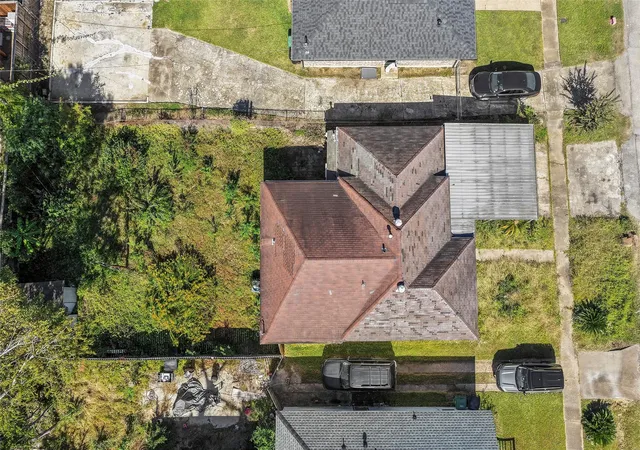 1st image of 919 Lawrence St, Houston, TX 77008 | MLS# 76053809