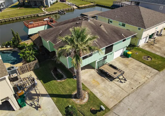 1st image of 13 S Skimmer St, La Marque, TX 77568 | MLS# 43604125