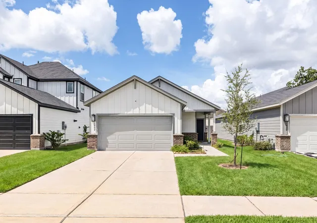 1st image of 1902 Whispering River Dr, Missouri City, TX 77489 | MLS# 91167258