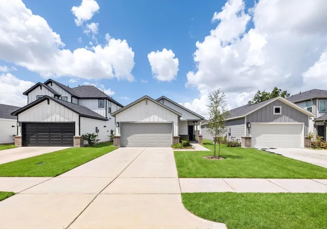 2nd image of 1902 Whispering River Dr, Missouri City, TX 77489 | MLS# 91167258