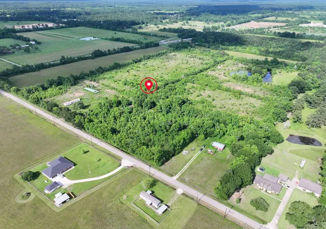 3rd image of 824 County Road 2268 Road, Cleveland, TX 77327 | MLS# 57717650
