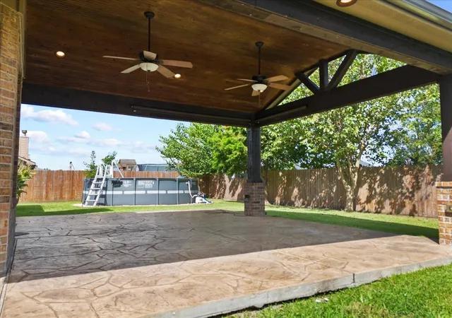 Photo 3 of Single family home for sale at 11815 Eagle Ridge Dr, Mont Belvieu, TX 77535 | MLS# 48178622 | Listing updated on 2026-10-09