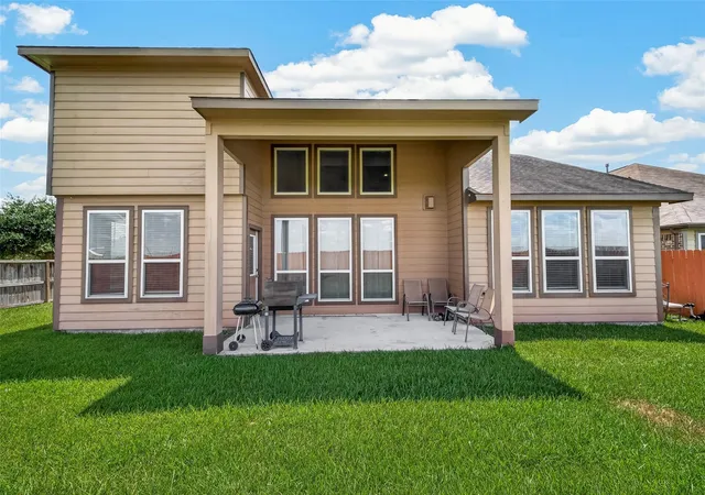 27th image of 1914 Walnut Green Circle, Rosenberg, TX 77471 | MLS# 24917560