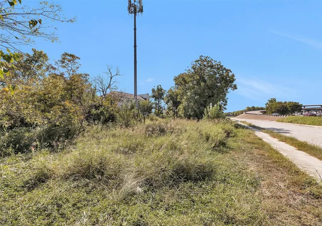 Photo 3 of Land for sale at 5025 Falls St, Houston, TX 77026 | MLS# 73523464 | Listing updated on 2026-09-10