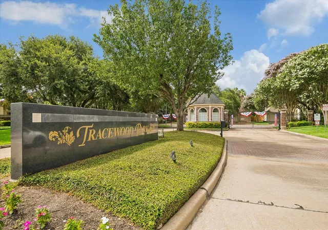 4th image of 1310 Tracewood Cvs, Houston, TX 77077 | MLS# 59609616
