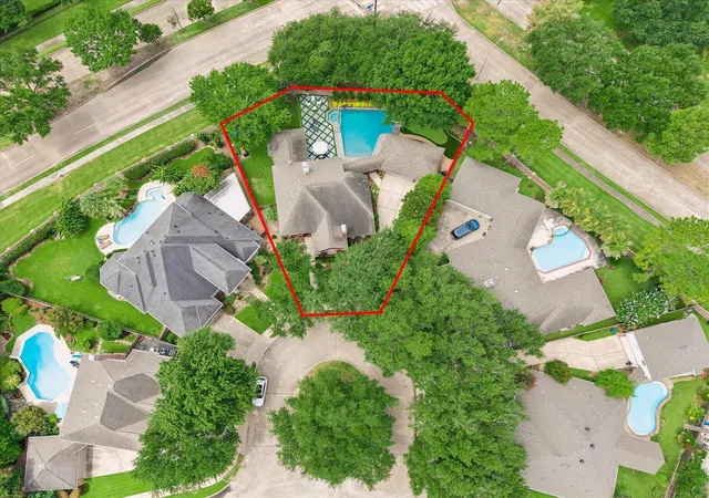 5th image of 1310 Tracewood Cvs, Houston, TX 77077 | MLS# 59609616