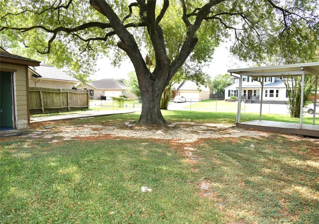 Photo 2 of Single family home for sale at 11631 Corkwood Dr, Houston, TX 77089 | MLS# 25819029 | Listing updated on 2026-08-31