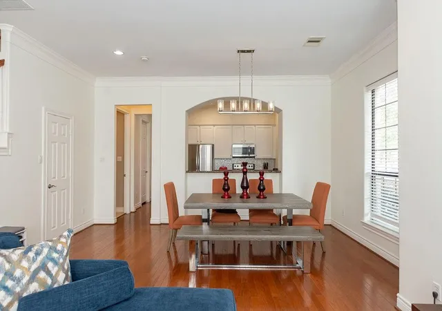 Photo 3 of Townhouse for sale at 9120 Lakes At 610 Dr, Houston, TX 77054 | MLS# 54260008 | Listing updated on 2026-08-29